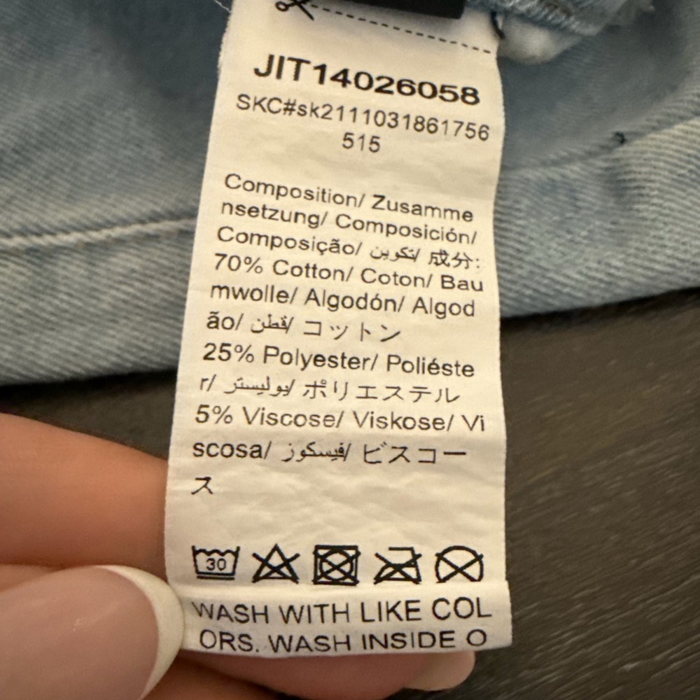 Girls 7 Distressed Look Light Blue Jeans - Picture 4 of 11